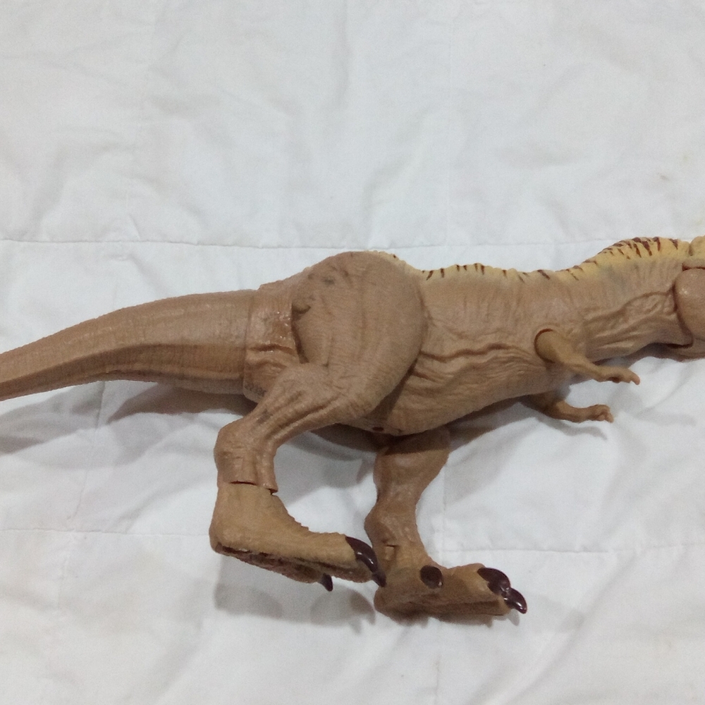 Lifelike Tan Dinosaur Reptile Figure